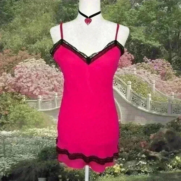 Express Y2k 90s Barbie Pink Slip Size 12 - Picture 1 of 7